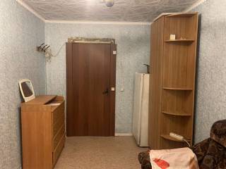       .,8 